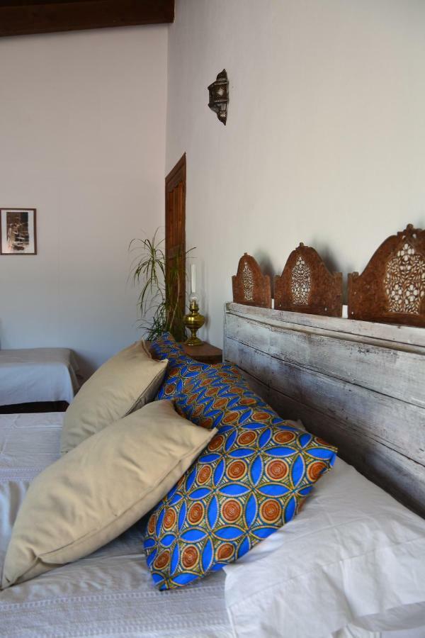 Bed and Breakfast The African House Tolox Exterior foto